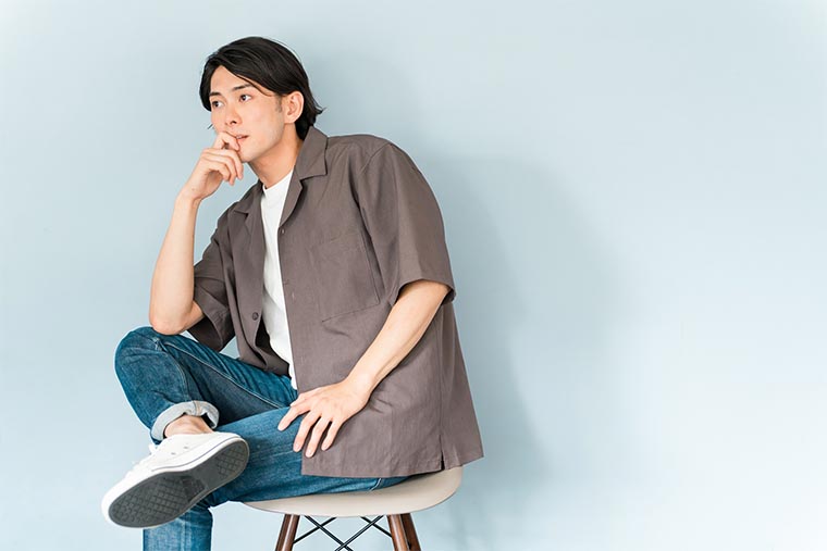 物思いにふける